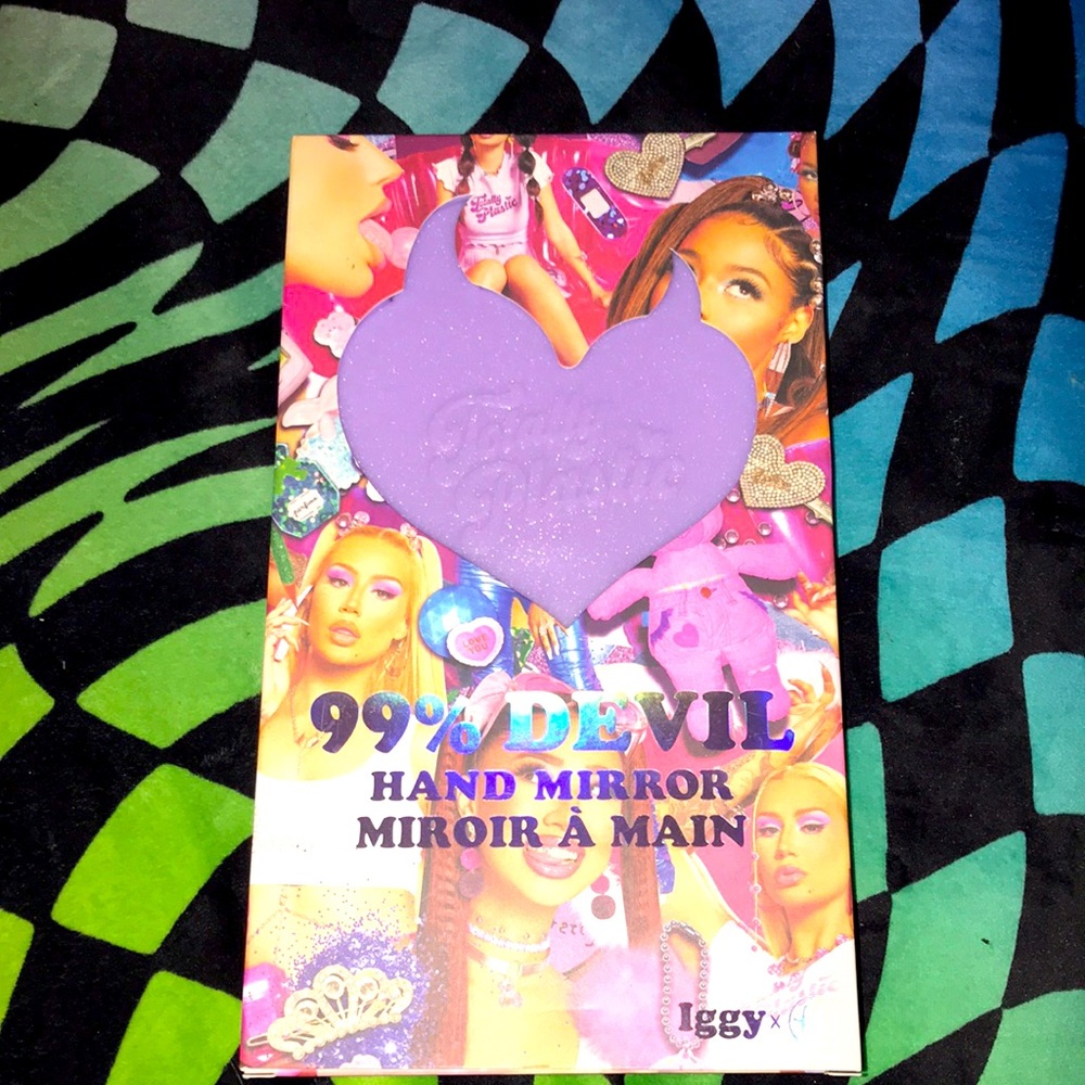 💜🆕BH Cosmetics x Iggy Azalea 99% Devil Sparkly Purple Hand Mirror BNIP!SO😈✨